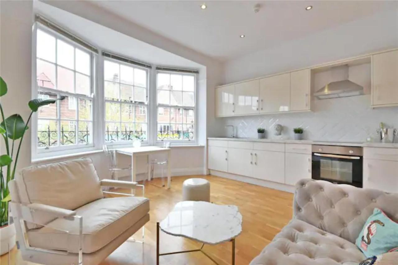 Luxury 3 Bed Apartment - Huge Outdoor Terrace & Amazing Transport Links London Bagian luar foto